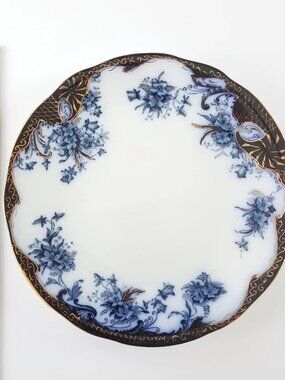 Antique Grimwades Flanders Flow Blue Dinner Plate Gold Gilding 9.25"